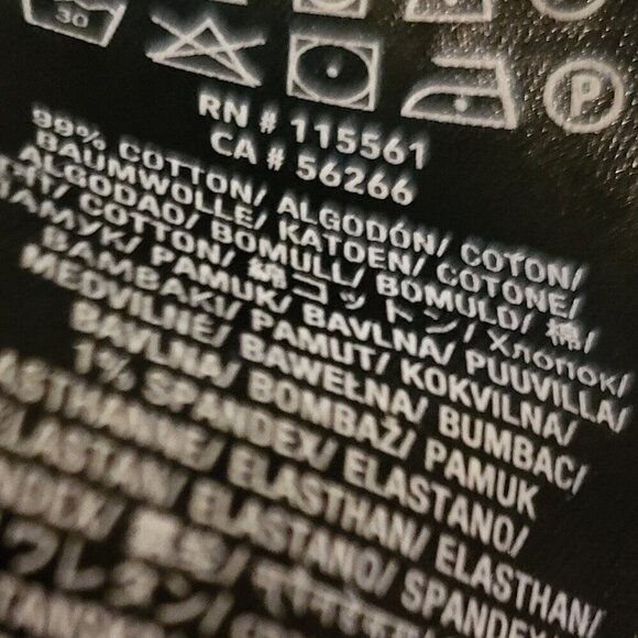 7 for all mankind  White Denim cut-offs with fringed hem Size 29 and Size 30 NWT - Picture 12 of 12